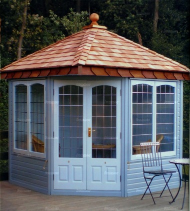 Corner Summerhouse 606 - Leaded Glass