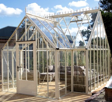 Large Aluminium Orangery 735 - Valley Roof, Box Section